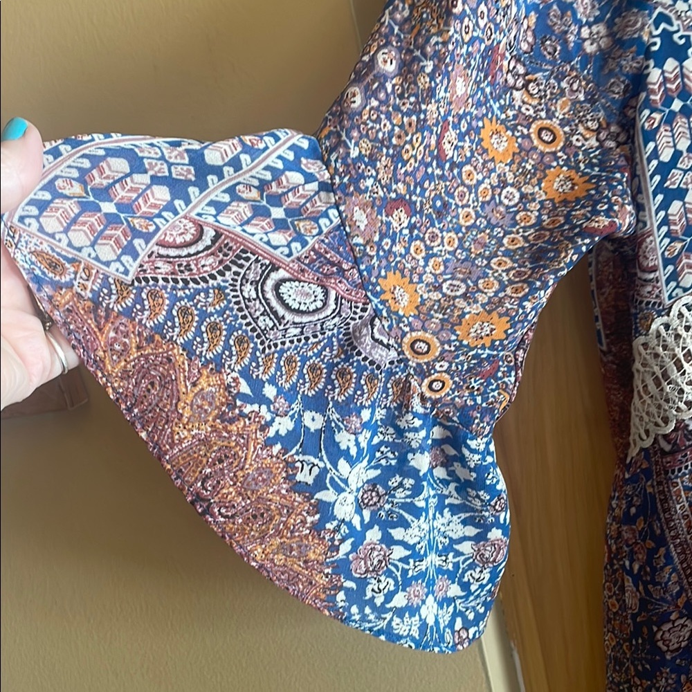 Artesia Multicolor Bohemian Top‎ - Picture 3 of 6